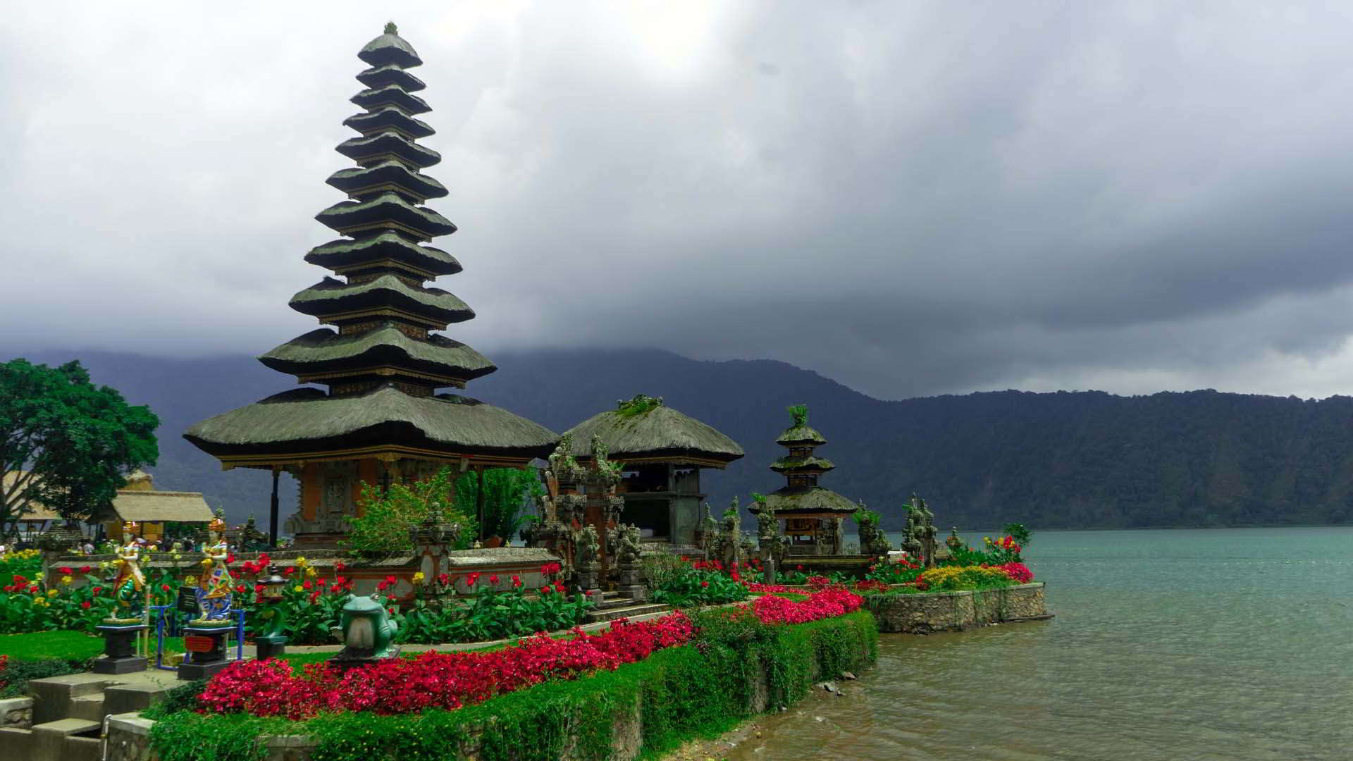 6 Days 5 Nights Tour Package